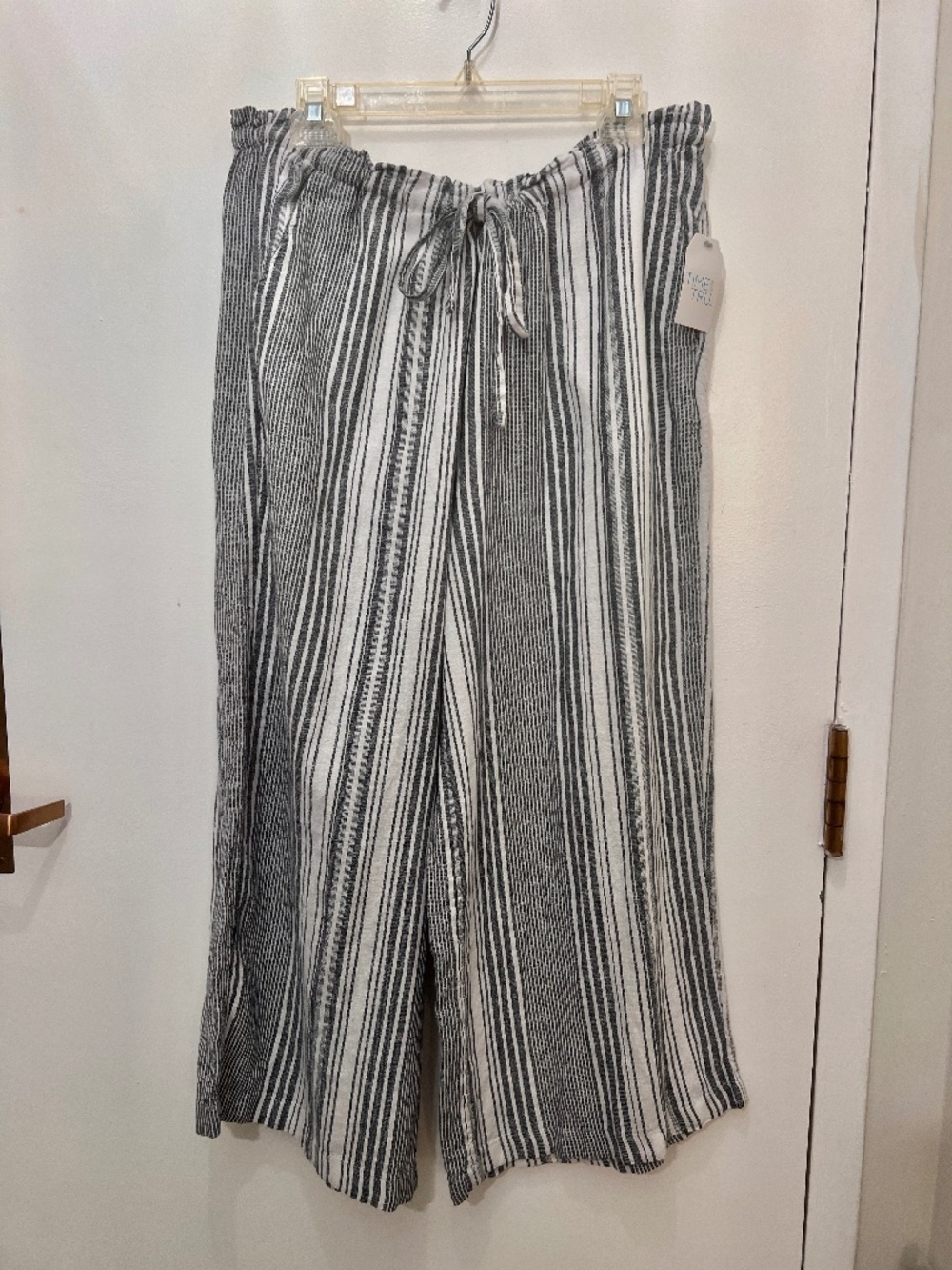 NWT Time And Tru Women’s Plus Size Pants Wide Legs Large Size 16-18